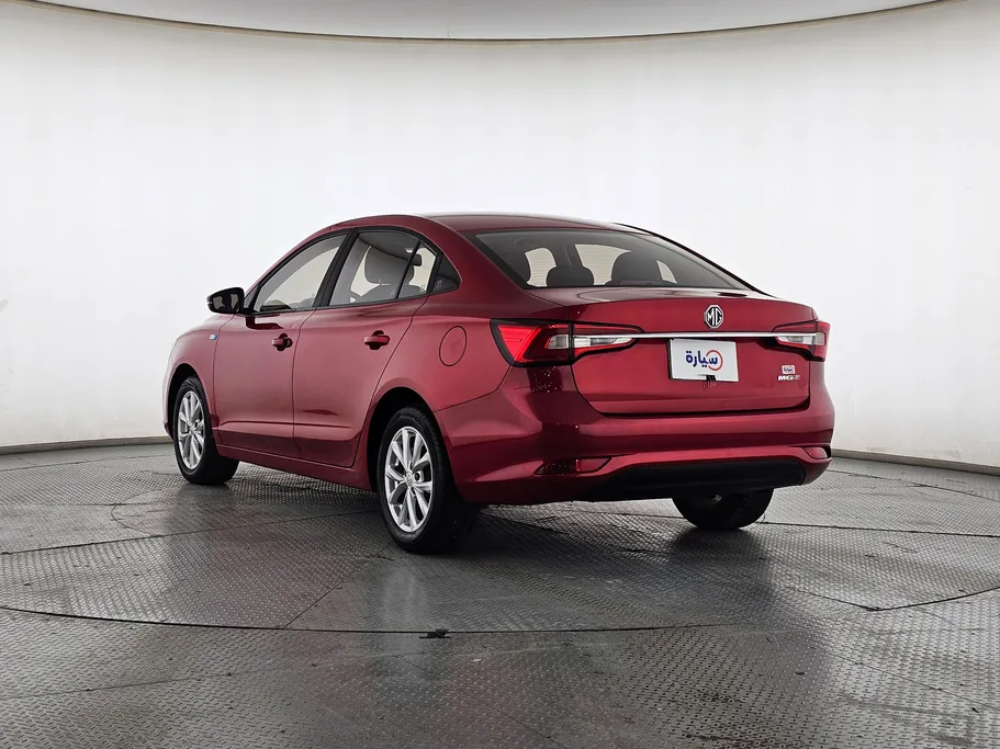 2022 MG 5 STD 
