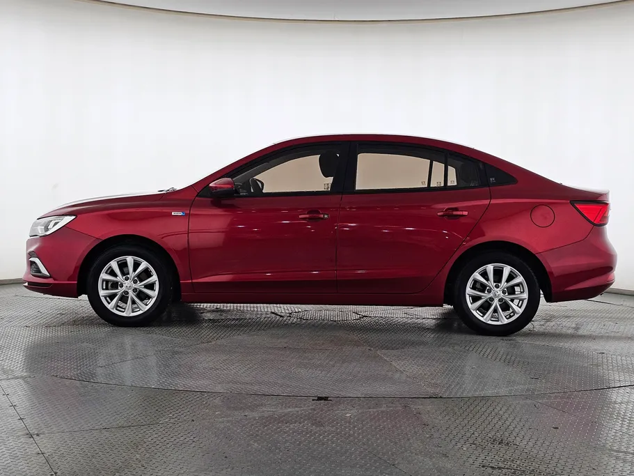 2022 MG 5 STD 