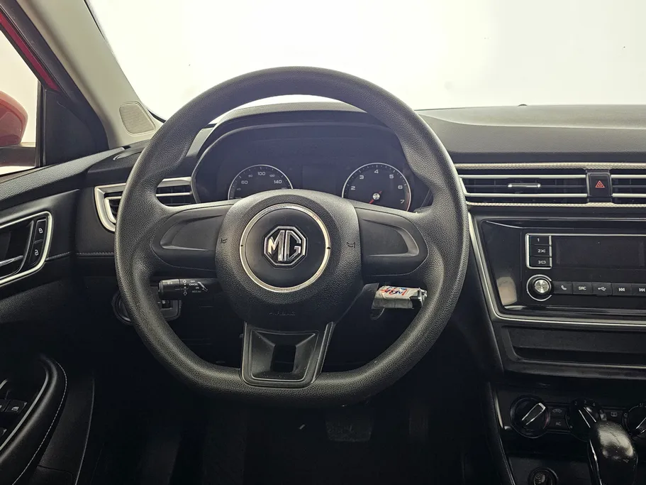 2022 MG 5 STD 
