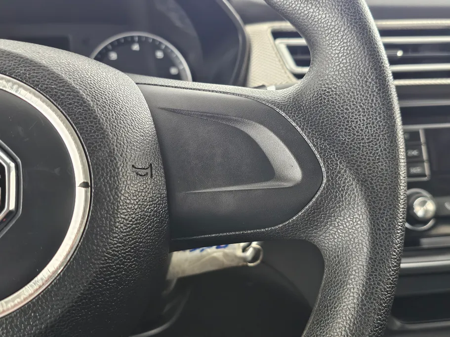 2022 MG 5 STD 