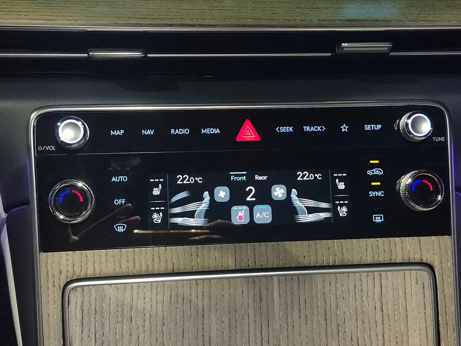2025 Genesis GV80 Royal 
