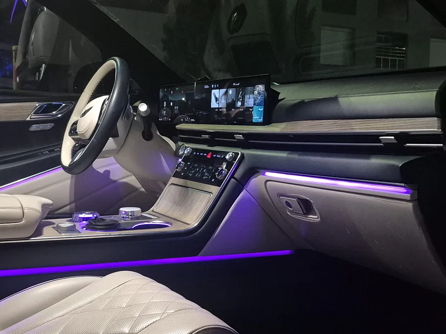 2025 Genesis GV80 Royal 