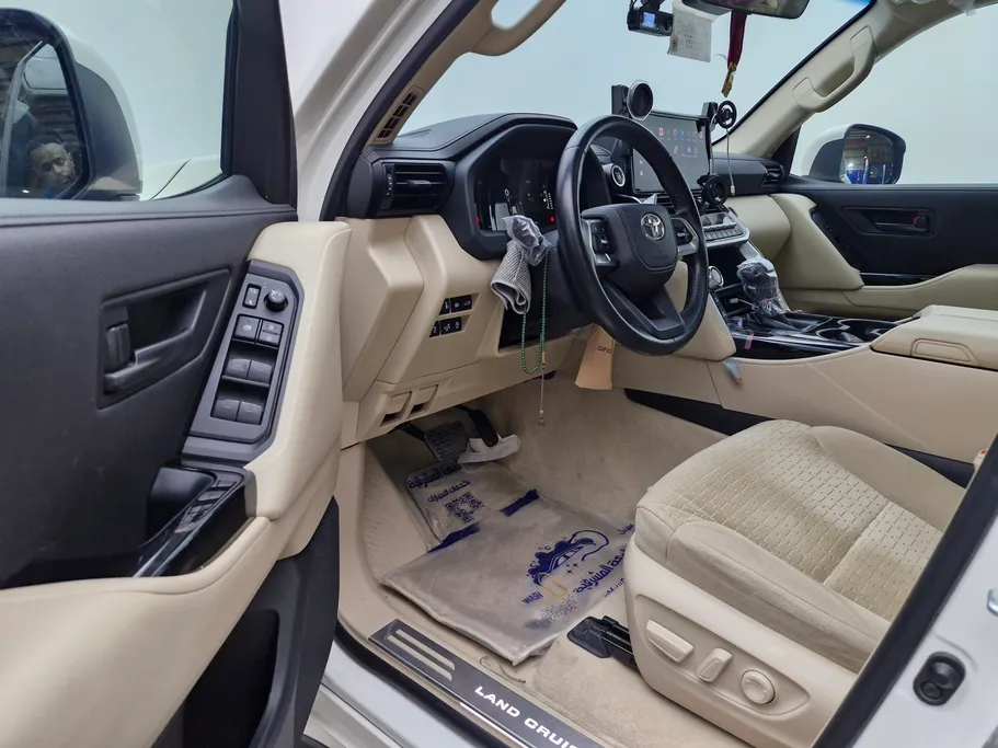 تويوتا لاندكروزر GXR3 2026 