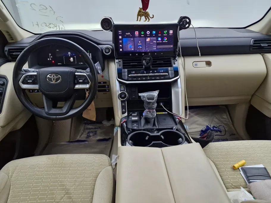 تويوتا لاندكروزر GXR3 2026 