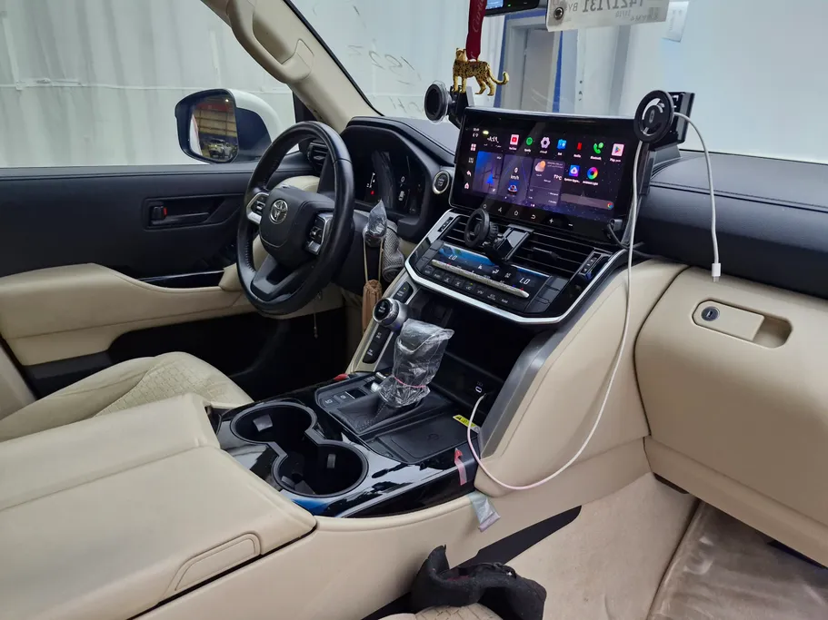 تويوتا لاندكروزر GXR3 2026 
