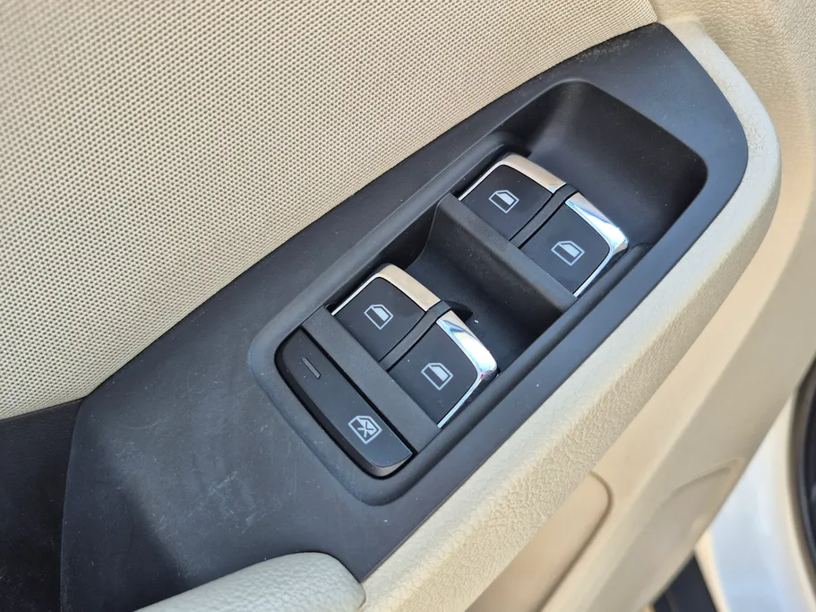 2023 MG RX5 STD 