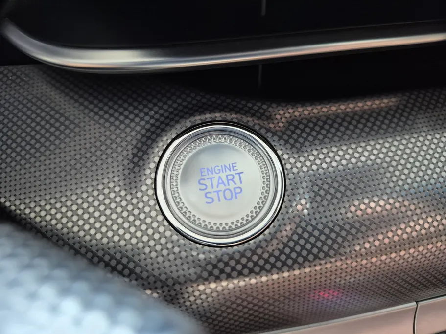 2024 Genesis G80 PRESTIGE 