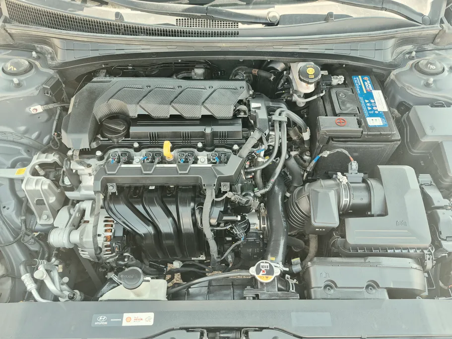 2024 Hyundai Elantra Smart 
