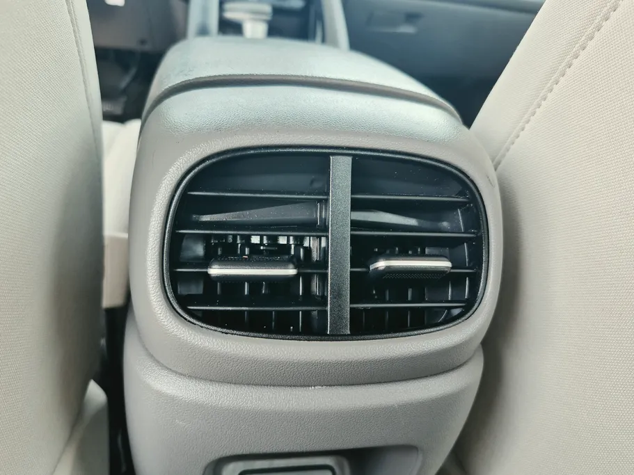 2024 Hyundai Elantra Smart 