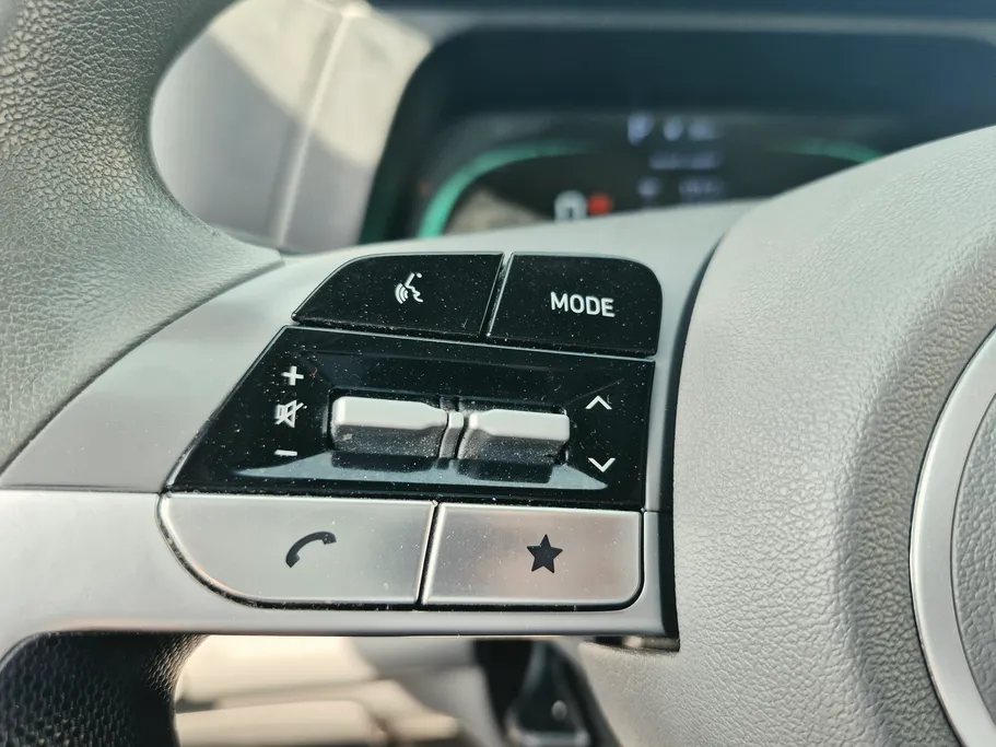 2024 Hyundai Elantra Smart 