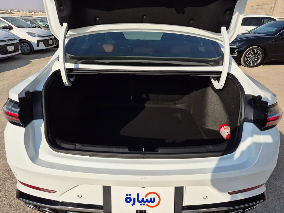 جيلي بريفيس جي إف 2025 