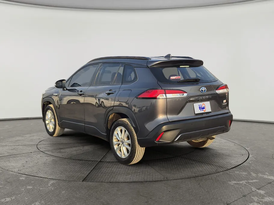 2022 Toyota Corolla Cross XLE HEV 