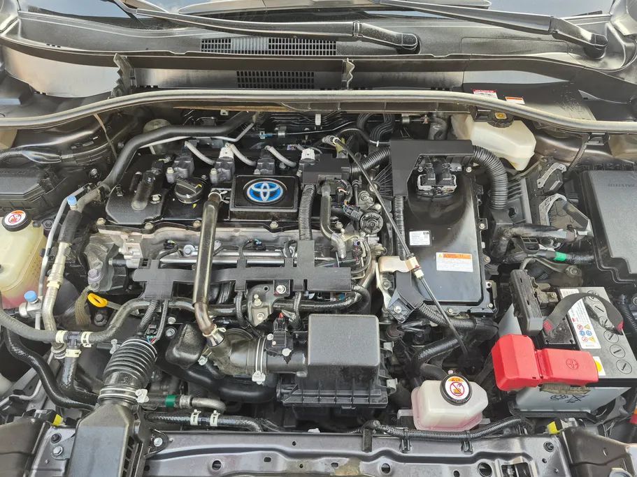 2022 Toyota Corolla Cross XLE HEV 