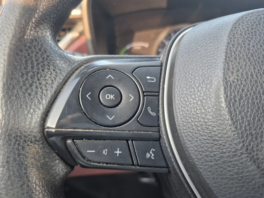2022 Toyota Corolla Cross XLE HEV 