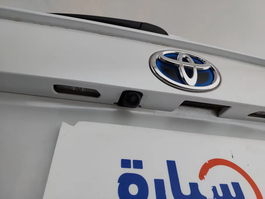 تويوتا راف فور LE HEV 2023 