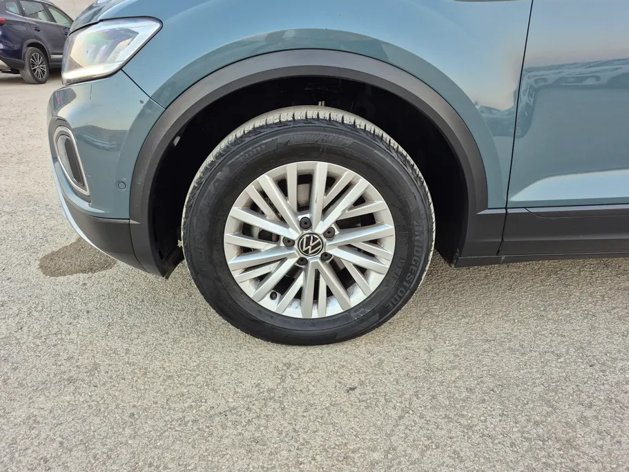 2024 Volkswagen T Roc Life 