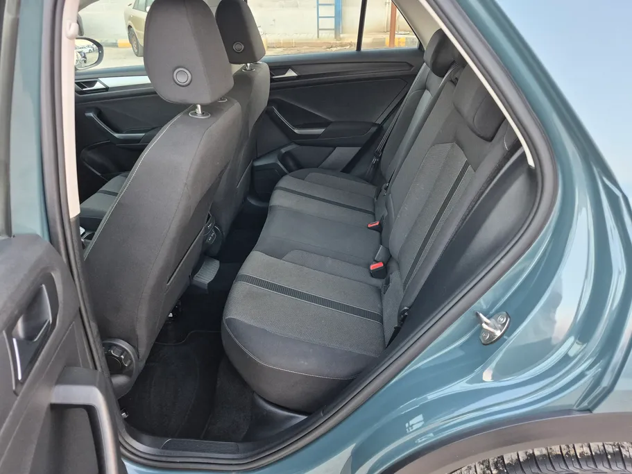 2024 Volkswagen T Roc Life 