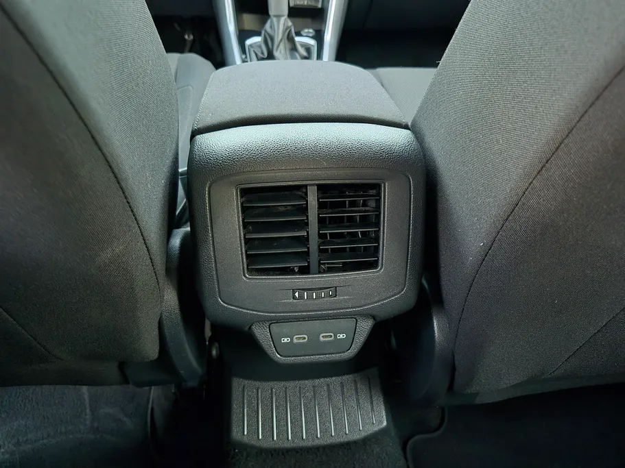 2024 Volkswagen T Roc Life 