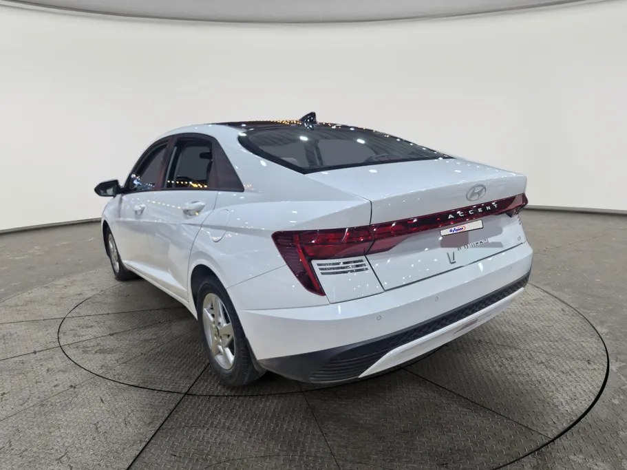 2025 Hyundai Accent Fleet 