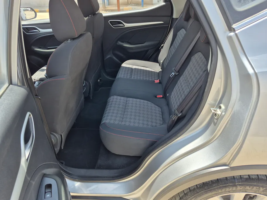ام جي ZS STD 2023 