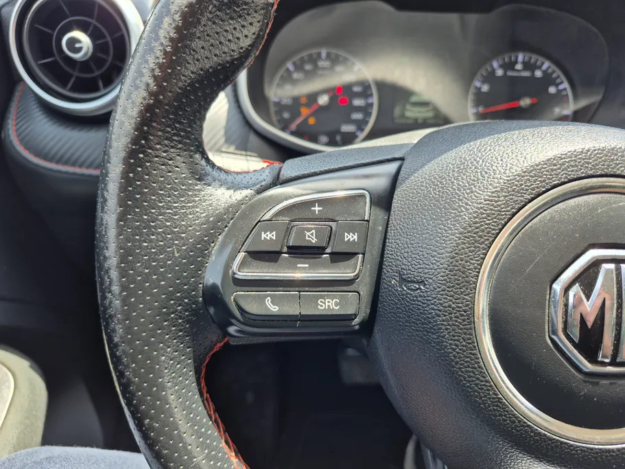 ام جي ZS STD 2023 