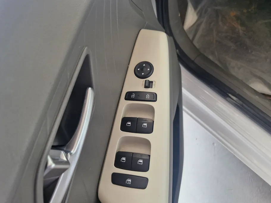 2025 Hyundai Accent Fleet 
