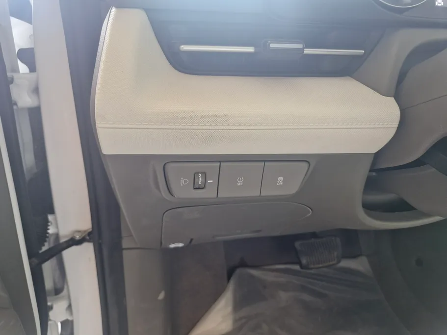2025 Hyundai Accent Fleet 