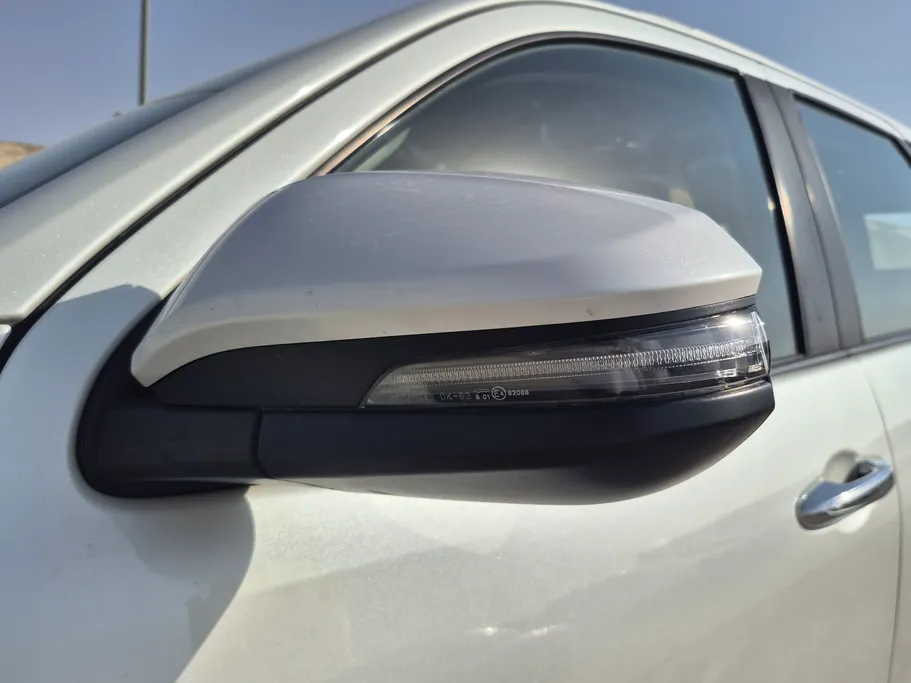 2024 تويوتا Fortuner VX1 