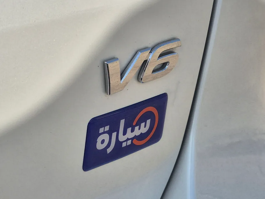 2024 تويوتا Fortuner VX1 