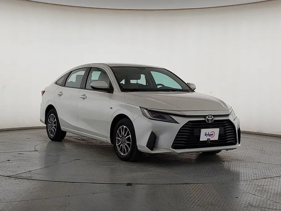 2024 Toyota Yaris  Y 