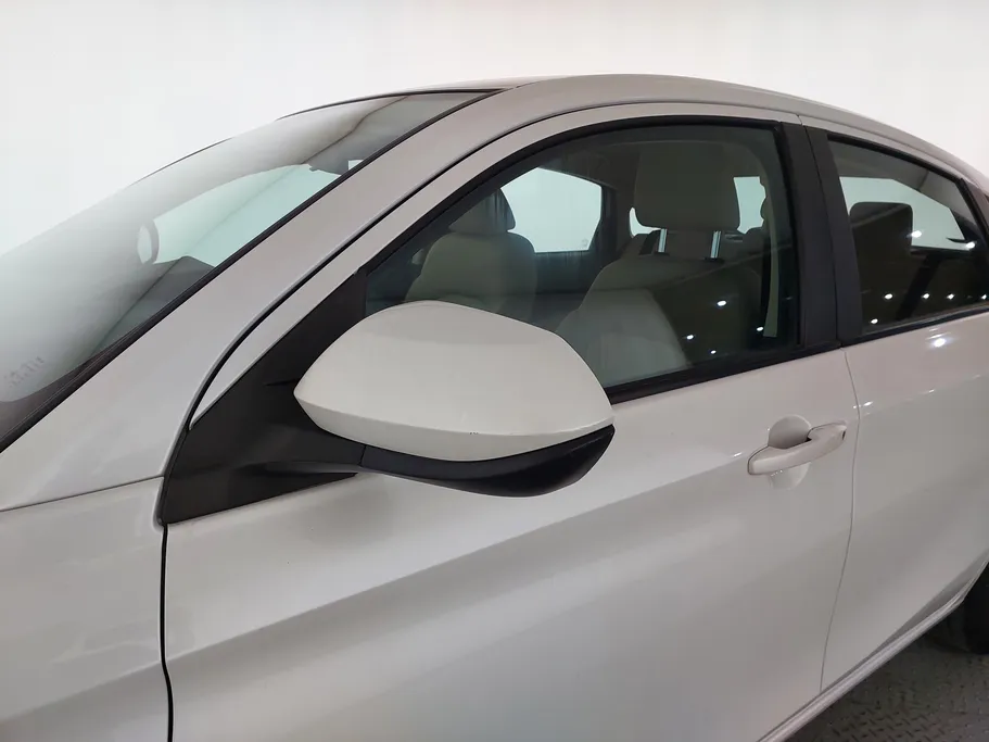 2024 Toyota Yaris  Y 