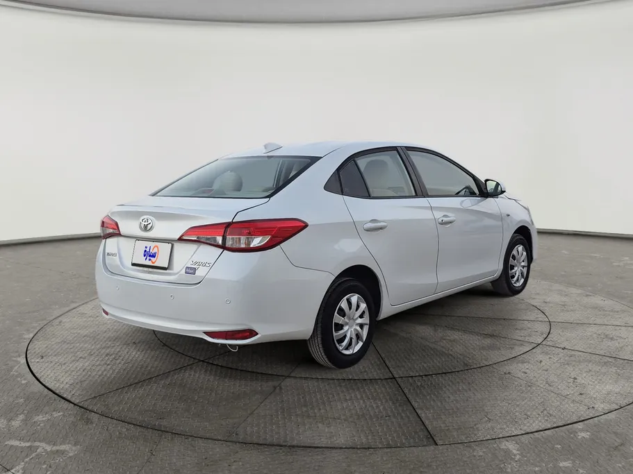 2022 Toyota Yaris  Y 
