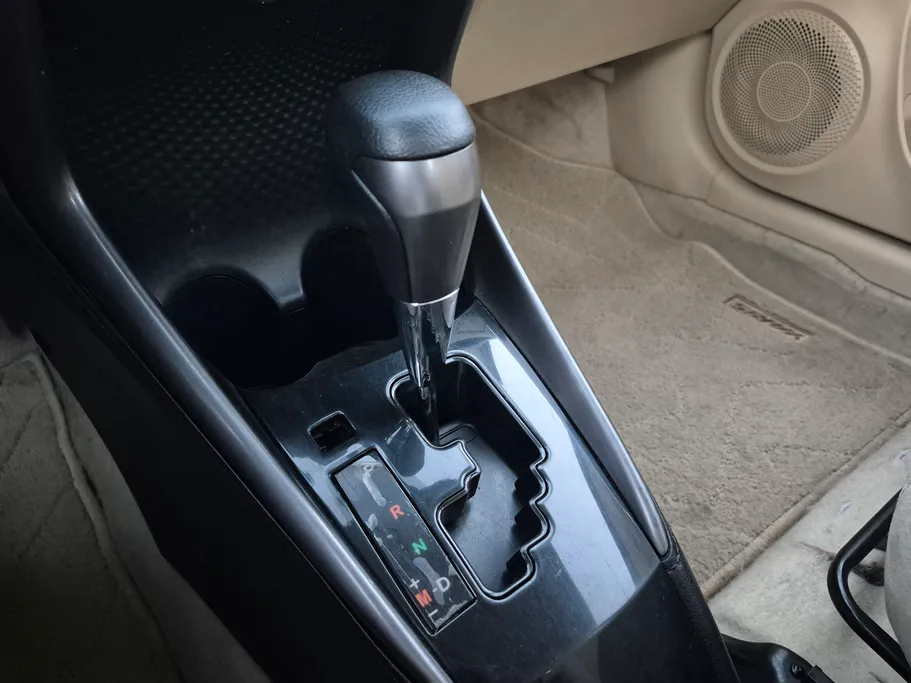 2022 Toyota Yaris  Y 