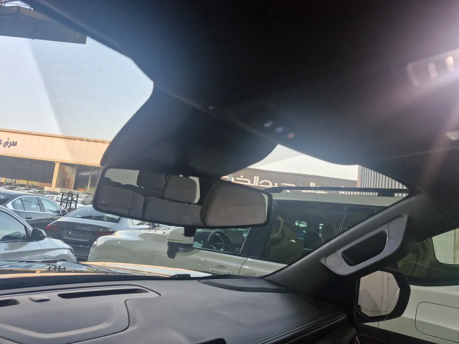 2024 Chevrolet Suburban LS 