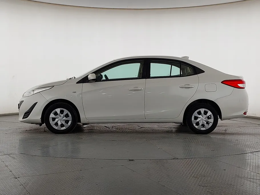 2020 Toyota Yaris  Y 