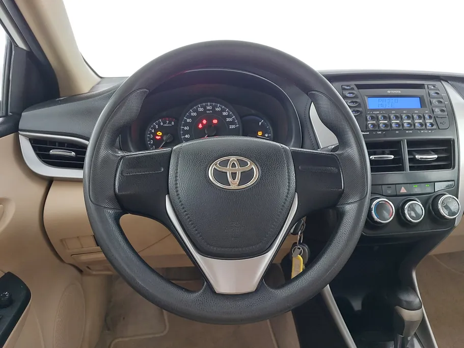 2020 Toyota Yaris  Y 