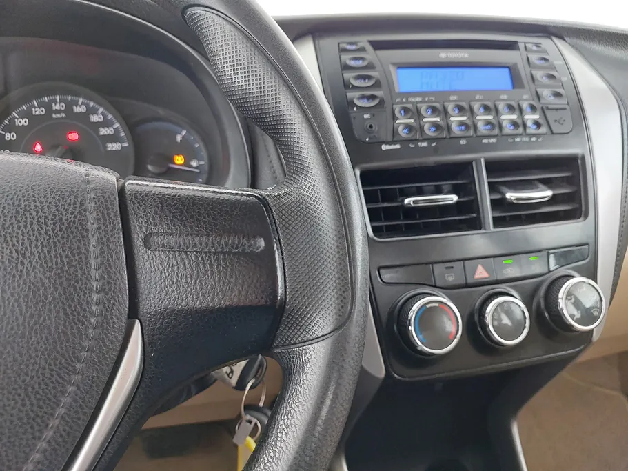 2020 Toyota Yaris  Y 