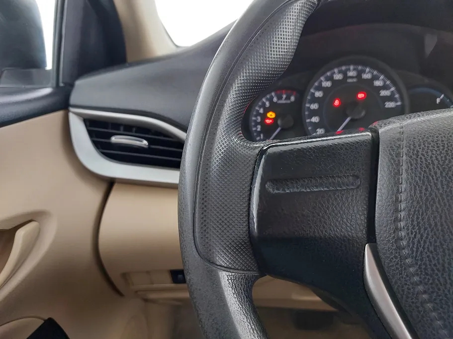 2020 Toyota Yaris  Y 