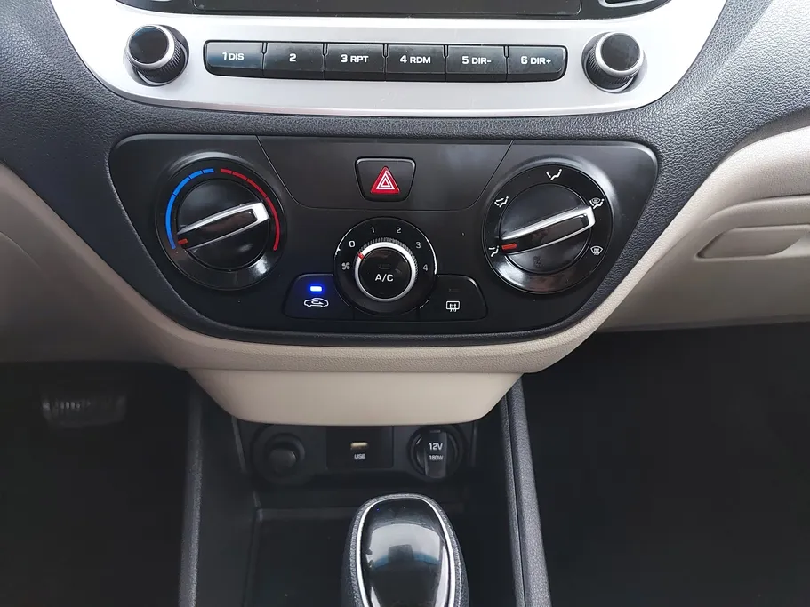 2023 Hyundai Accent Smart 