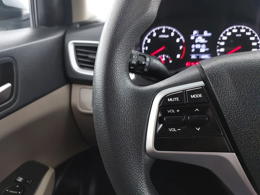 2023 Hyundai Accent Smart 
