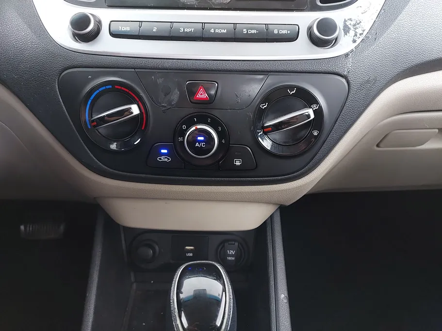 2023 Hyundai Accent Smart 