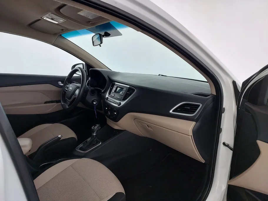 2022 Hyundai Accent Smart 
