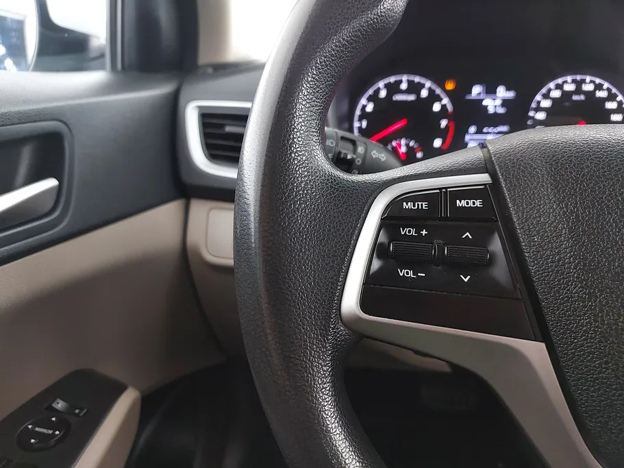 2022 Hyundai Accent Smart 
