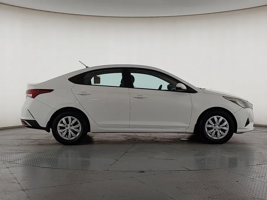 2022 Hyundai Accent Smart 