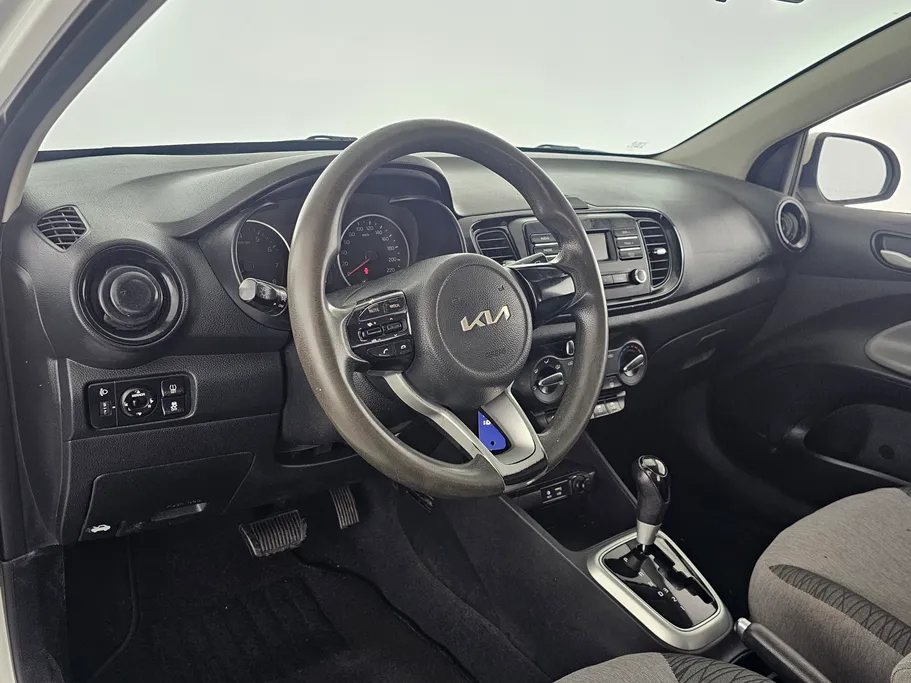 2022 Kia Pegas LX 