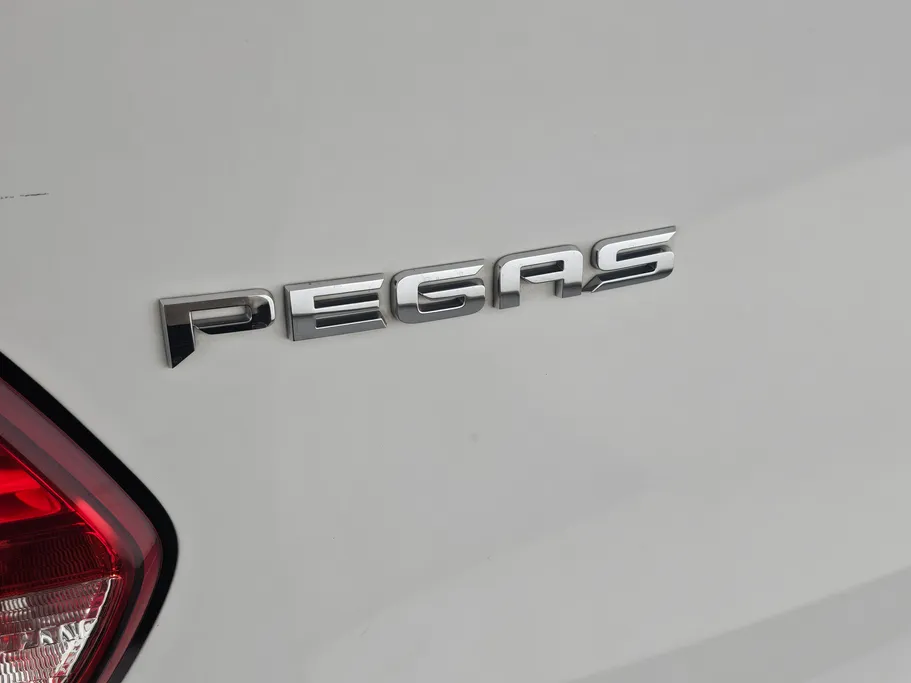 2022 Kia Pegas LX 