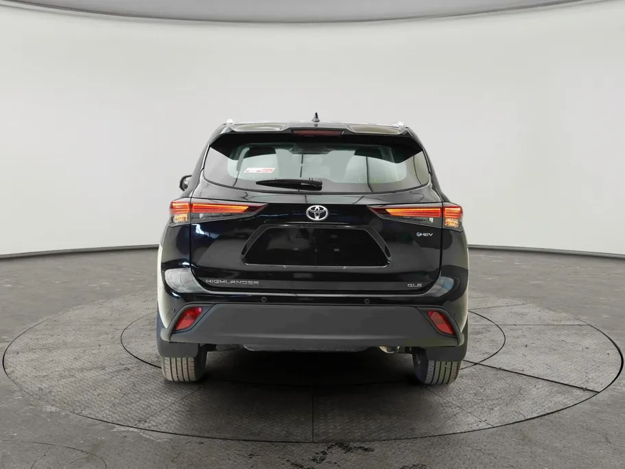 2026 Toyota Highlander GLE 