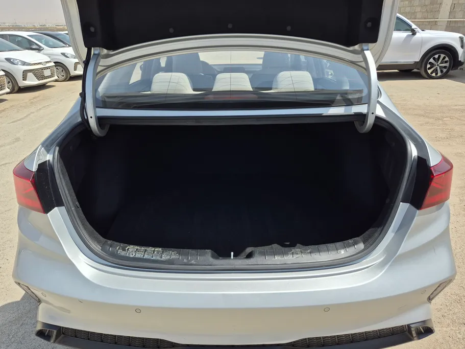 2023 Kia Cerato L 