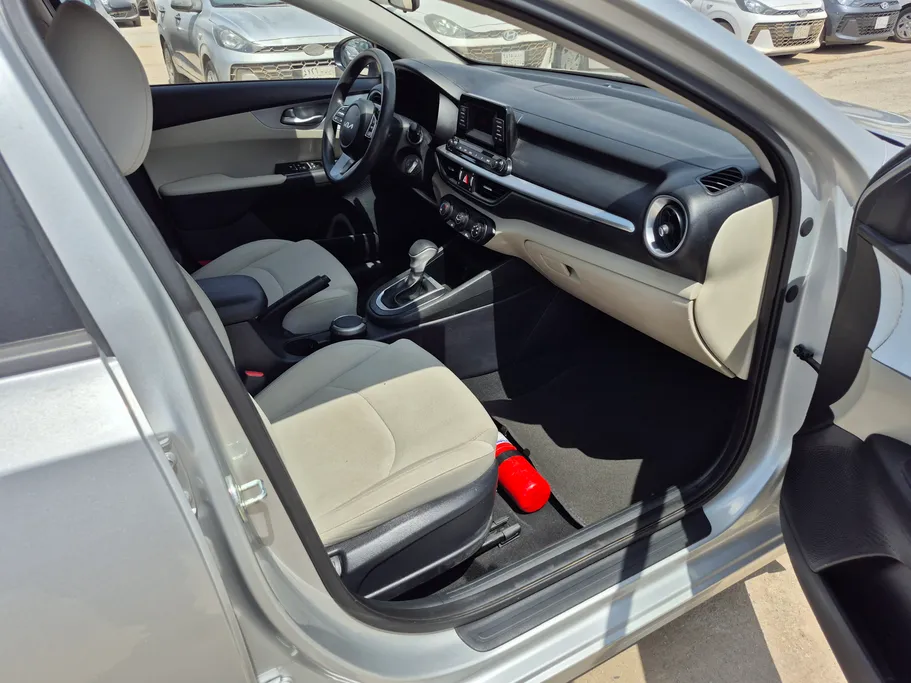 2023 Kia Cerato L 
