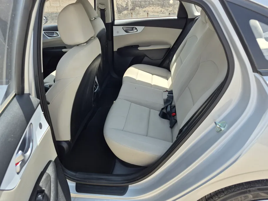 2023 Kia Cerato L 